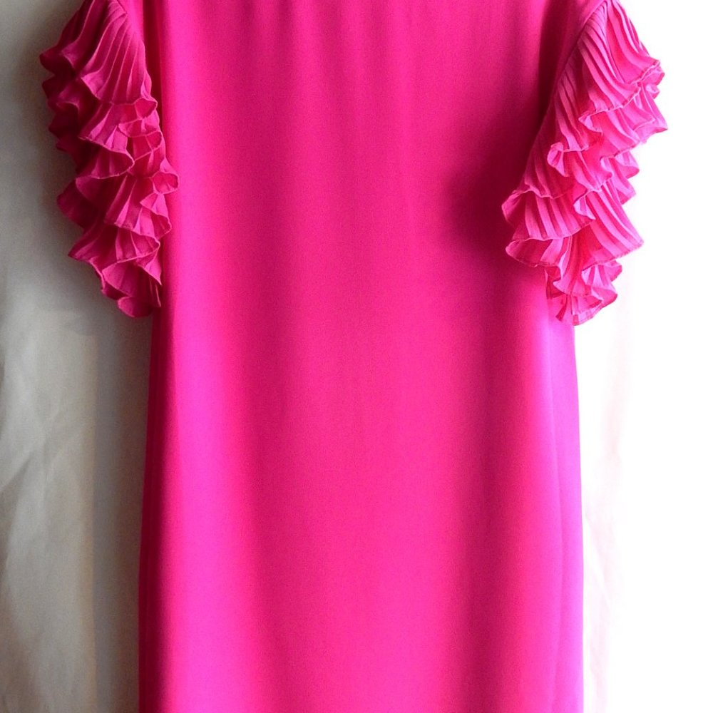 CeCe Vibrant Pink Dress in Size 2